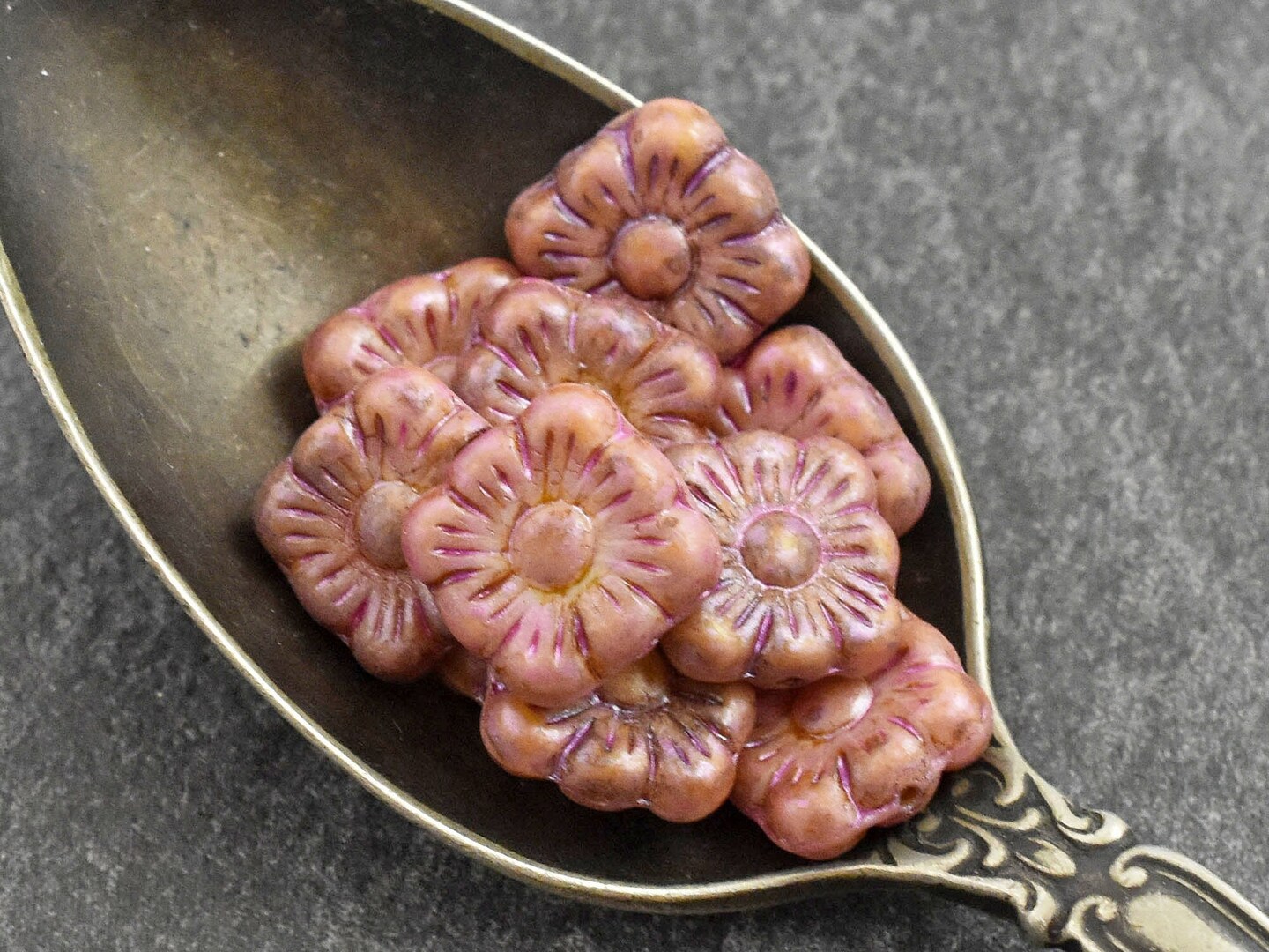 *10* 11mm Pink Washed Opaque Beige Square Flower Beads
