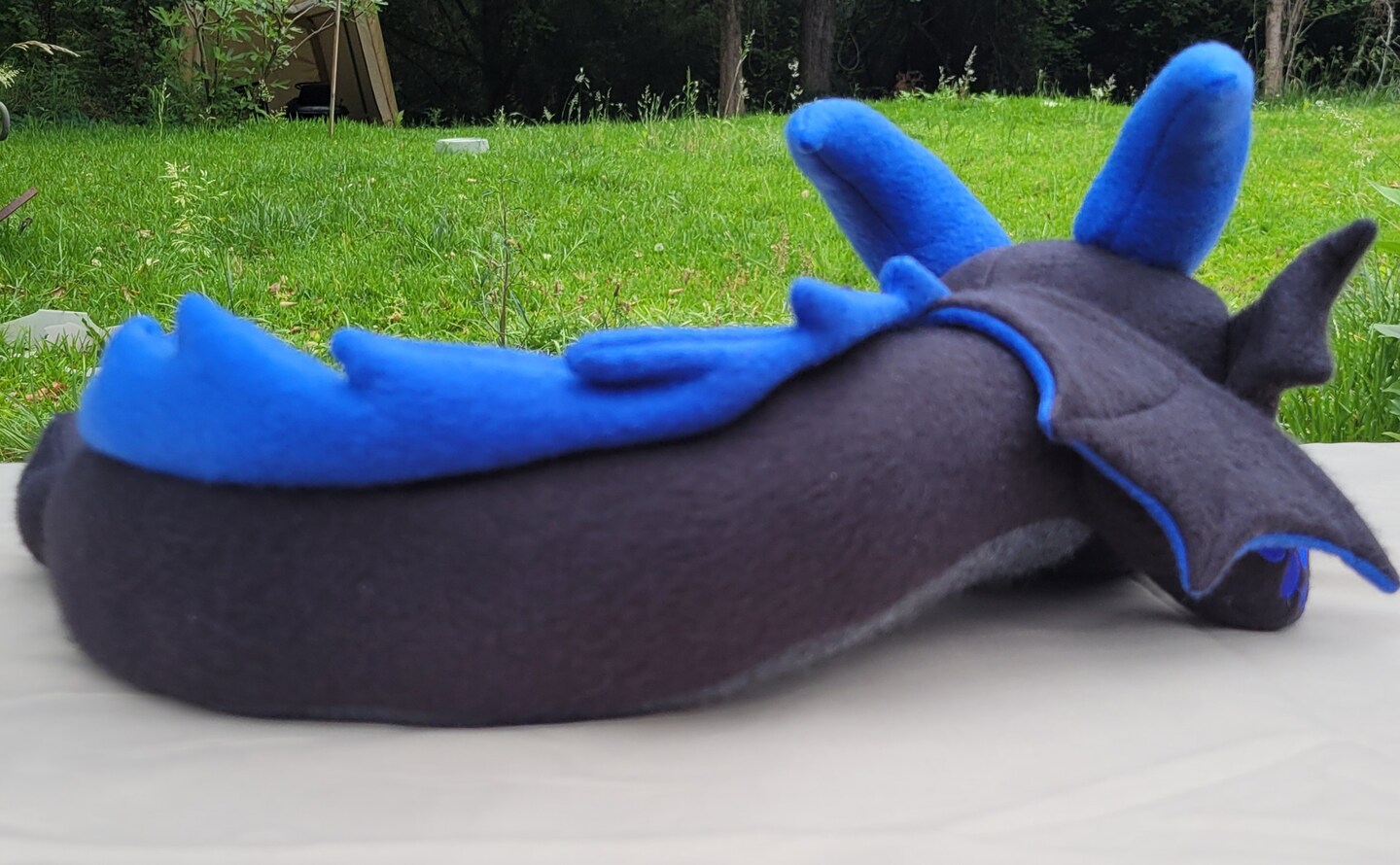 Wearable,Poseable, Dragon Renaissance fair, cosplay, costume accessory, plush neck dragon, shoulder dragon, fantasy, medieval dragon