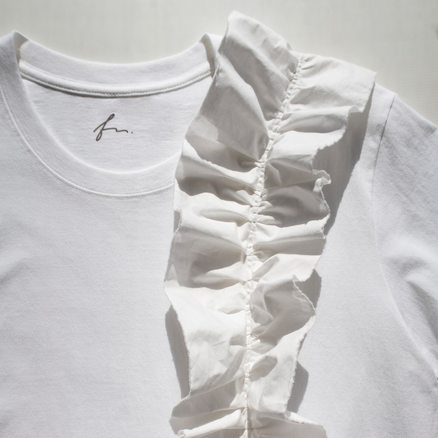 Asymmetric Ruffled Top in White. Cotton T-Shirt with Poplin Ruffle