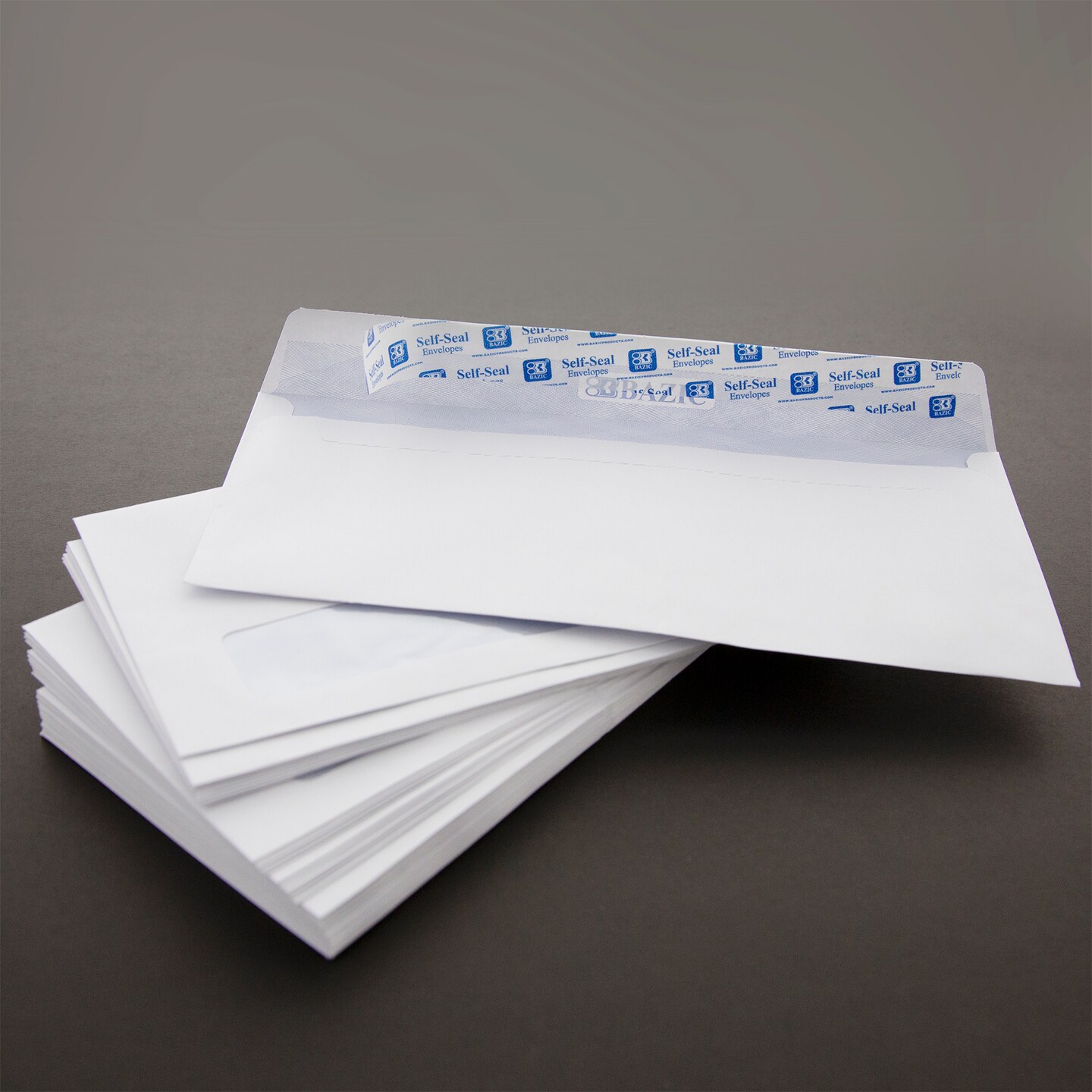 BAZIC #10 Self-Seal White Single Window Envelopes (500/Pack)
