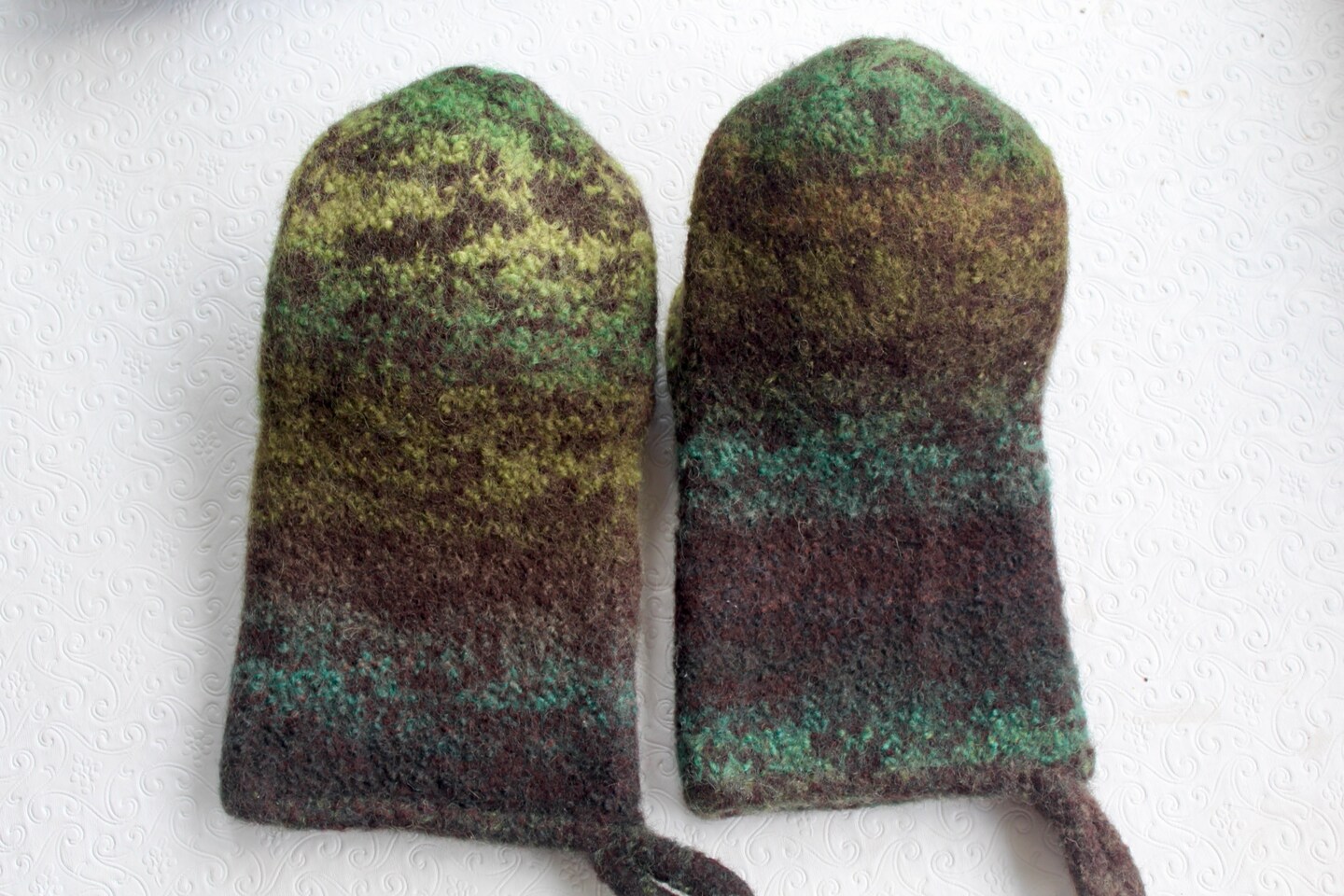 Heavy Duty Wool Oven Mitts, Hand Knit and Felted Oven Mitts, Creamy White,  Green, Pink, Brown Oven Mitts, Eco Friendly Home. 7th Anniversary 