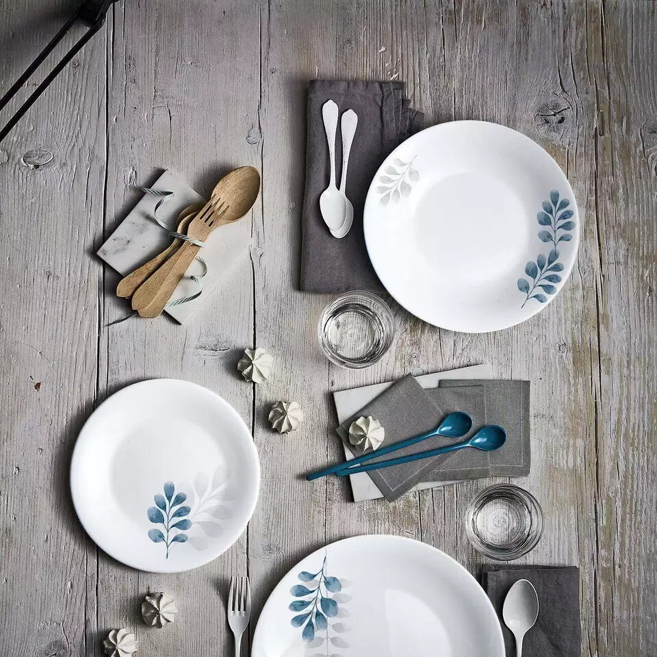 Bormioli Rocco White Moon Botanica Blue, Set Of 6, 7.75" Dessert Plates