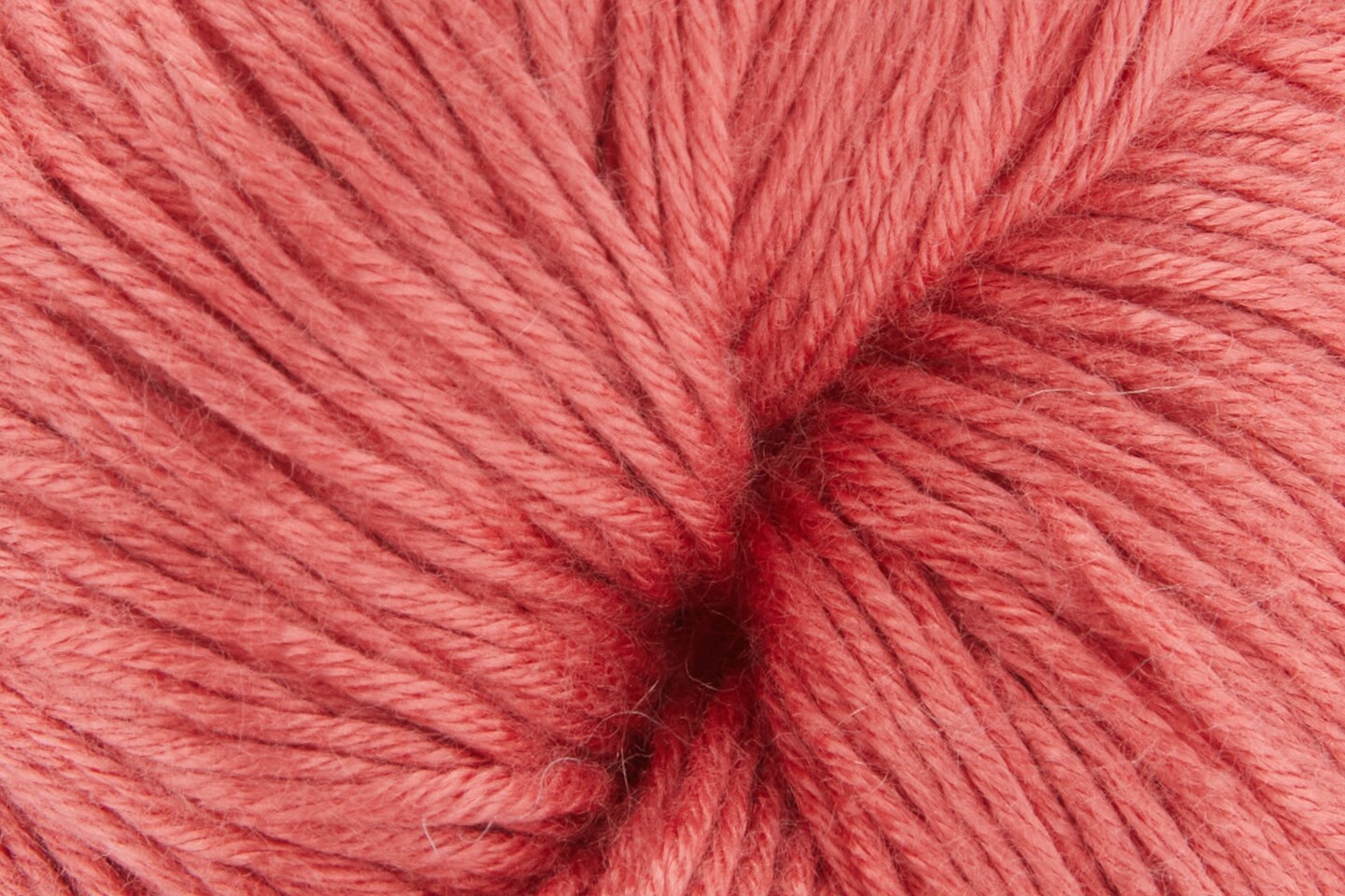 Magnolia by Universal Yarn - Cashmere/Modal Super Fine Yarn - 105 Pamplemousse