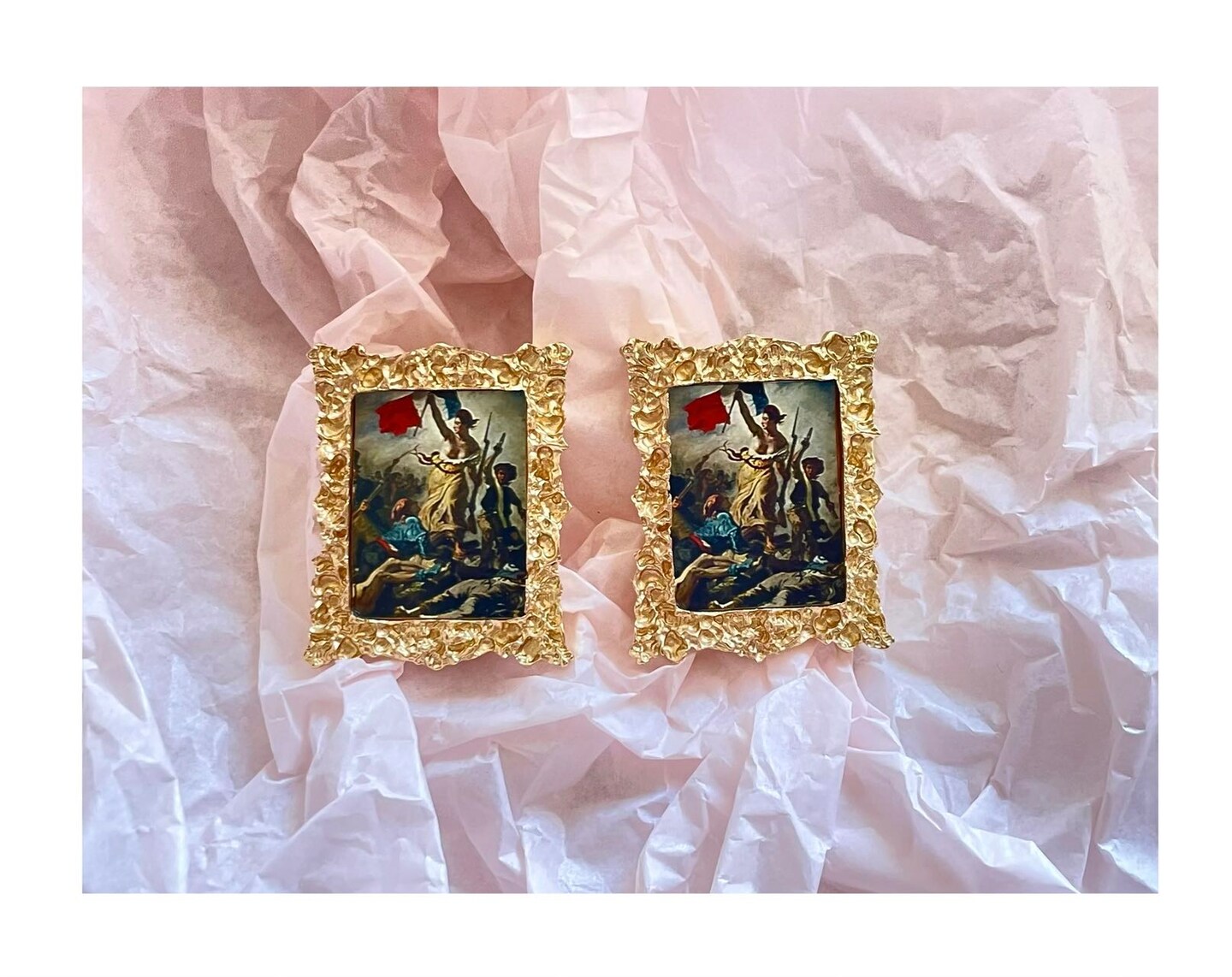 BTS fan gift. Suga Spike earrings. Min Yoongi