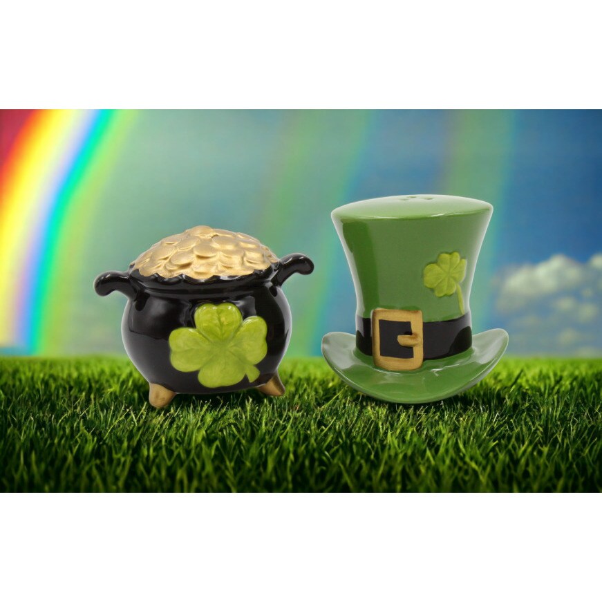 Ceramic Irish Top Hat and Pot of Gold Salt and Pepper Shakers, for Kitchen