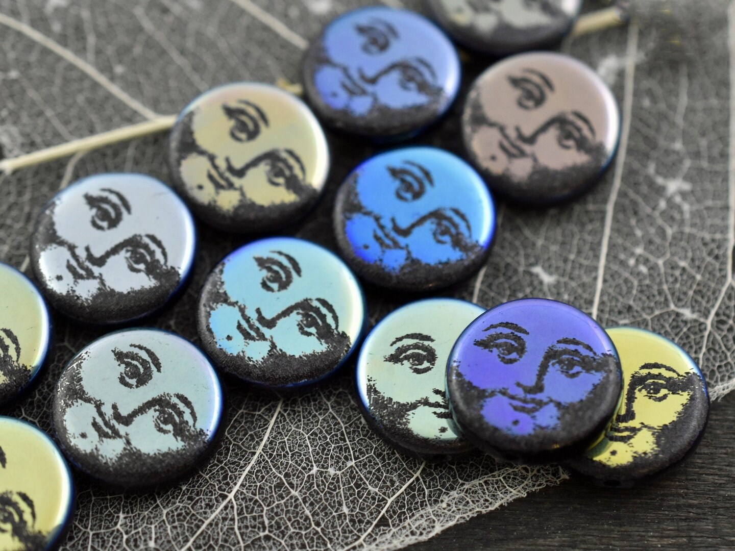 *8* 17mm Jet AB Laser Etched Moon Face Beads