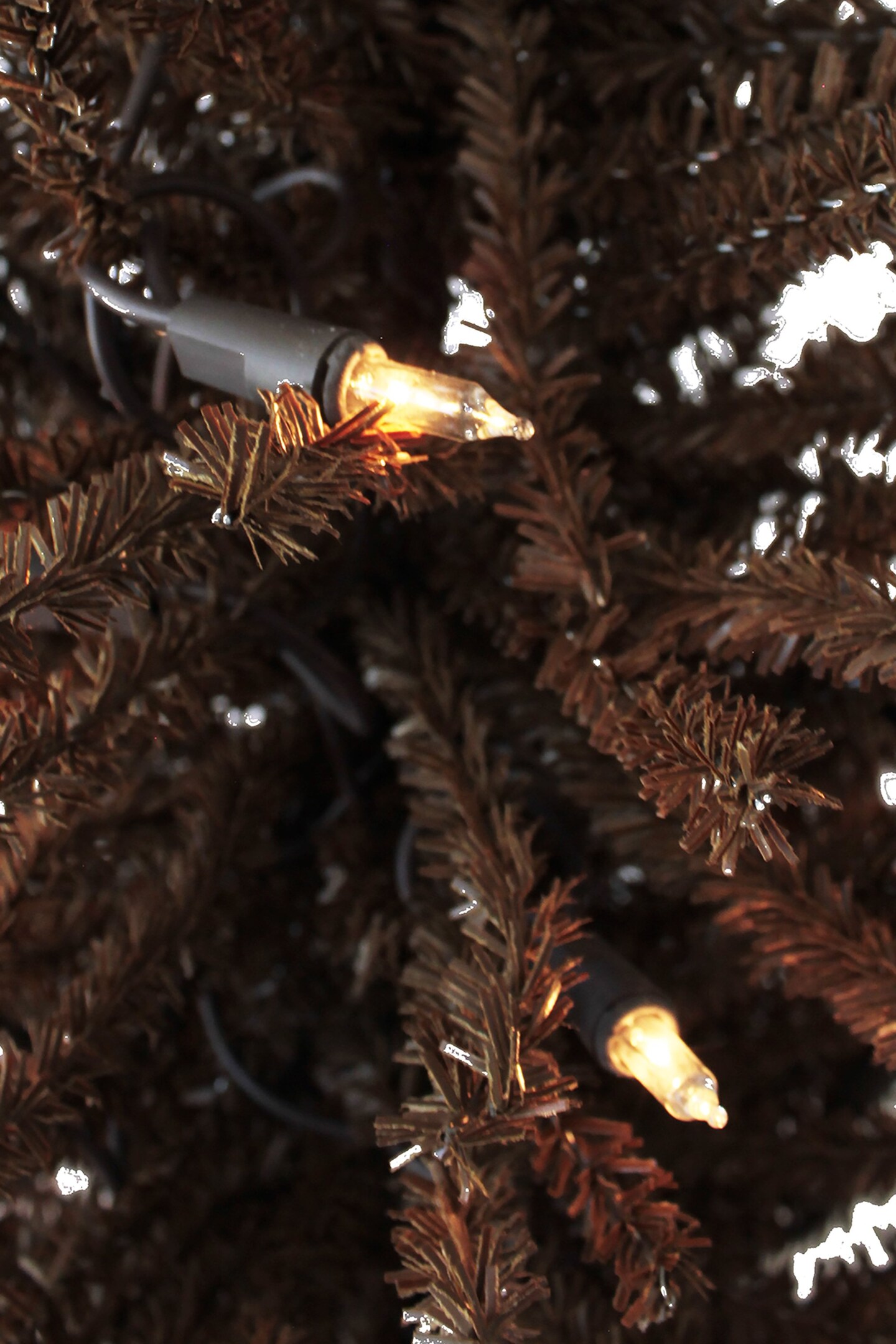 Perfect Holiday 2' Pre-lit Tabletop Christmas Tree With Burlap Base