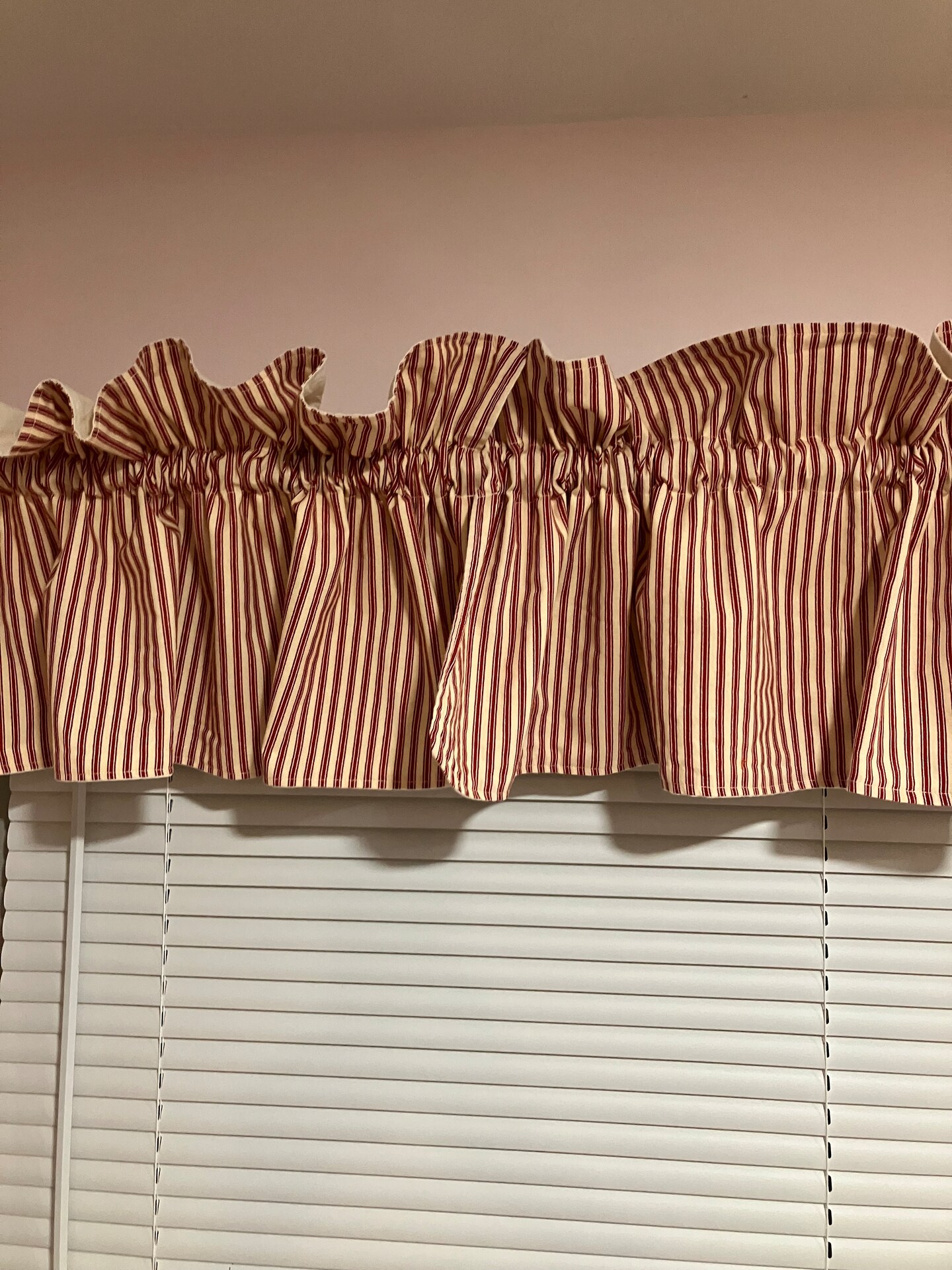 product name is Red and White Striped Lined Valance