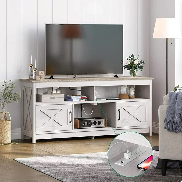 Grey Wash Farmhouse TV Stand up to 65&#x22; with Power Outlet, Media Console with Storage Shelves for Living Room