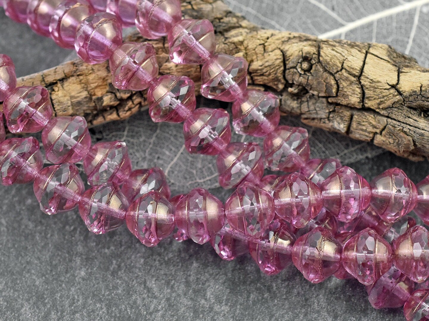 *21* 10x12mm Pink Crystal Shimmer Faceted Saturn Beads