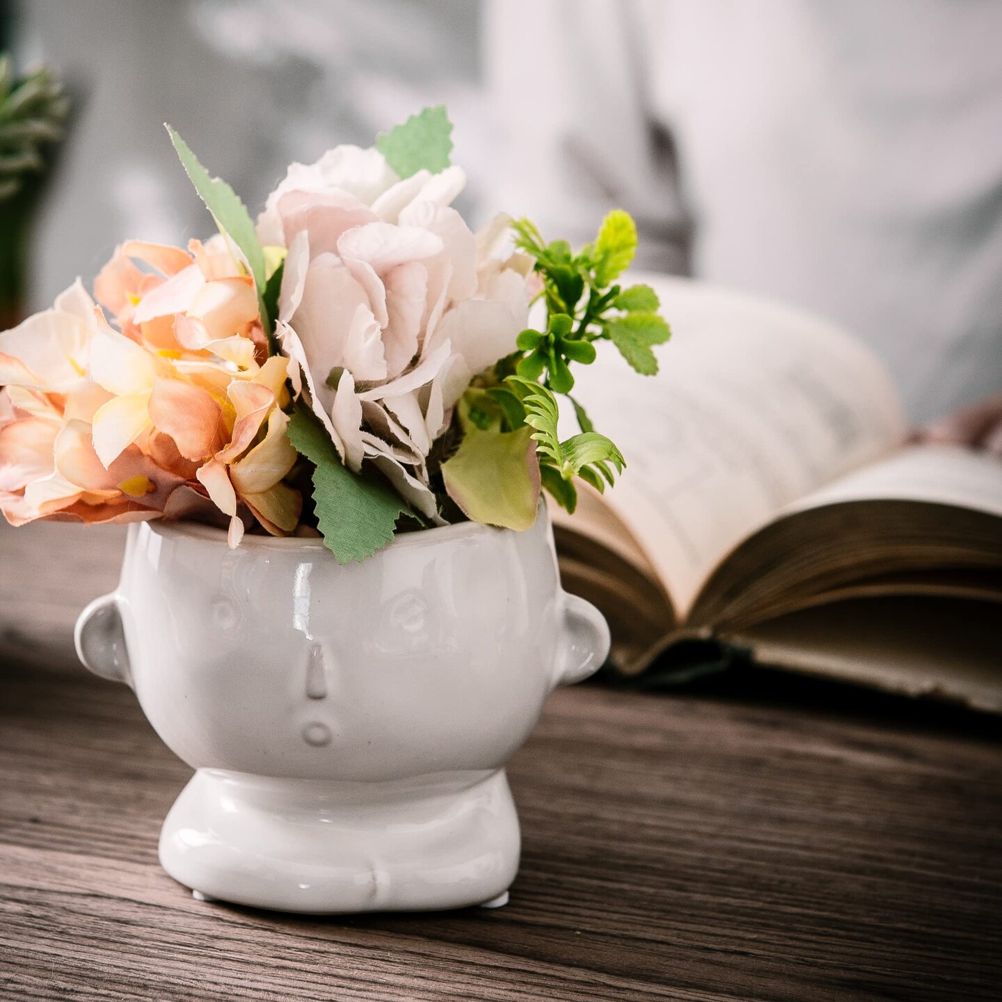 3 Pack Ceramic Flower Pot Modern Style Vase Cute Fleshy Flower Vase Supporting Cheek Vase Mini Ceramic Plants Containers for Home Office, No Plant