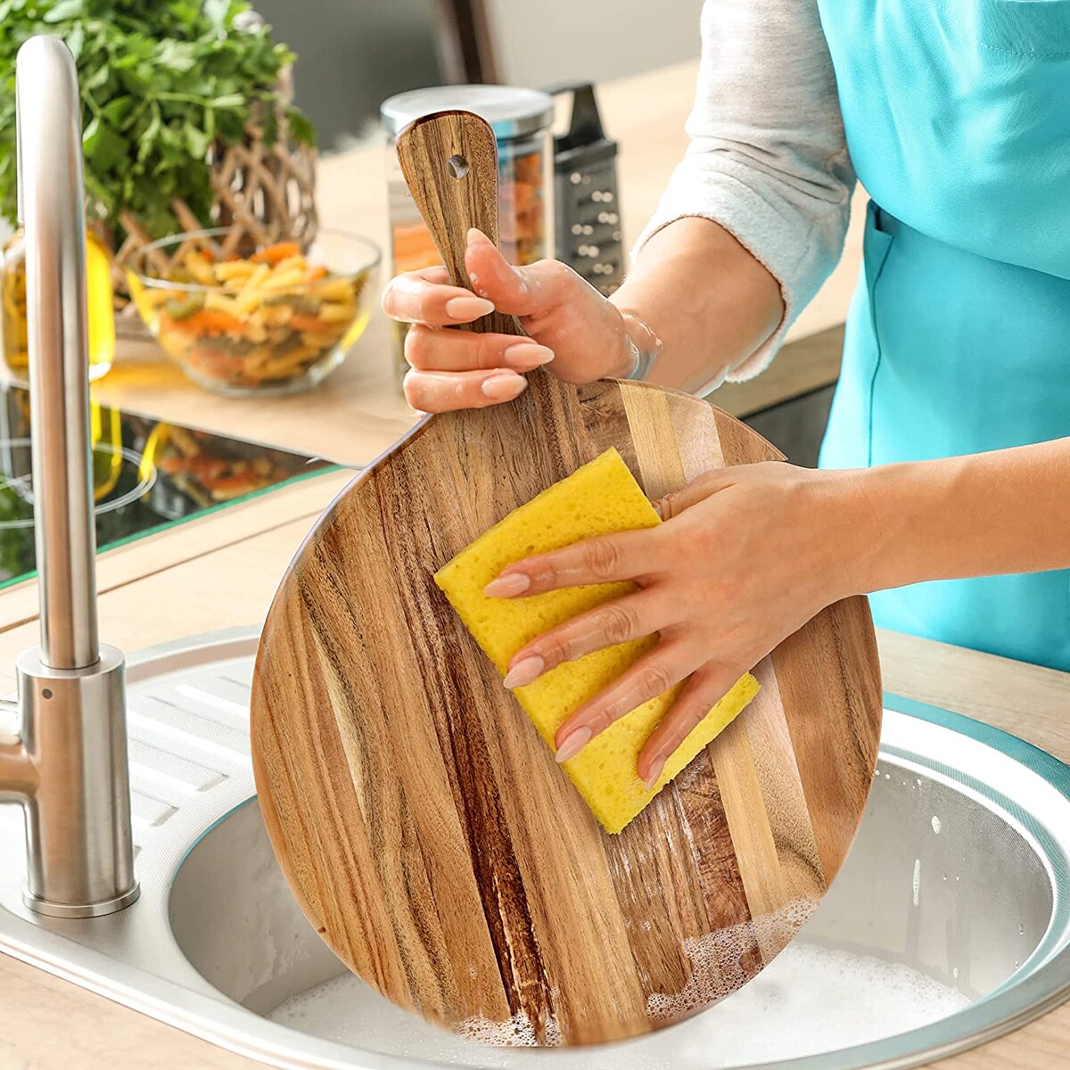 16x12 Inches Round Cutting Board with Handle