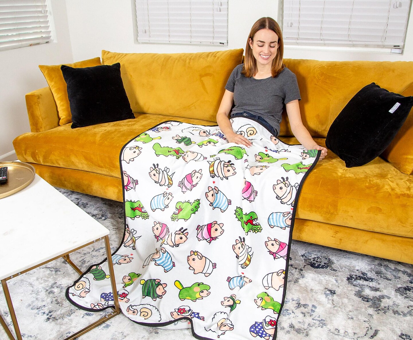 Monster Hunter Poogie Fleece Throw Blanket | 45 x 60 Inches - Thumbnail 2