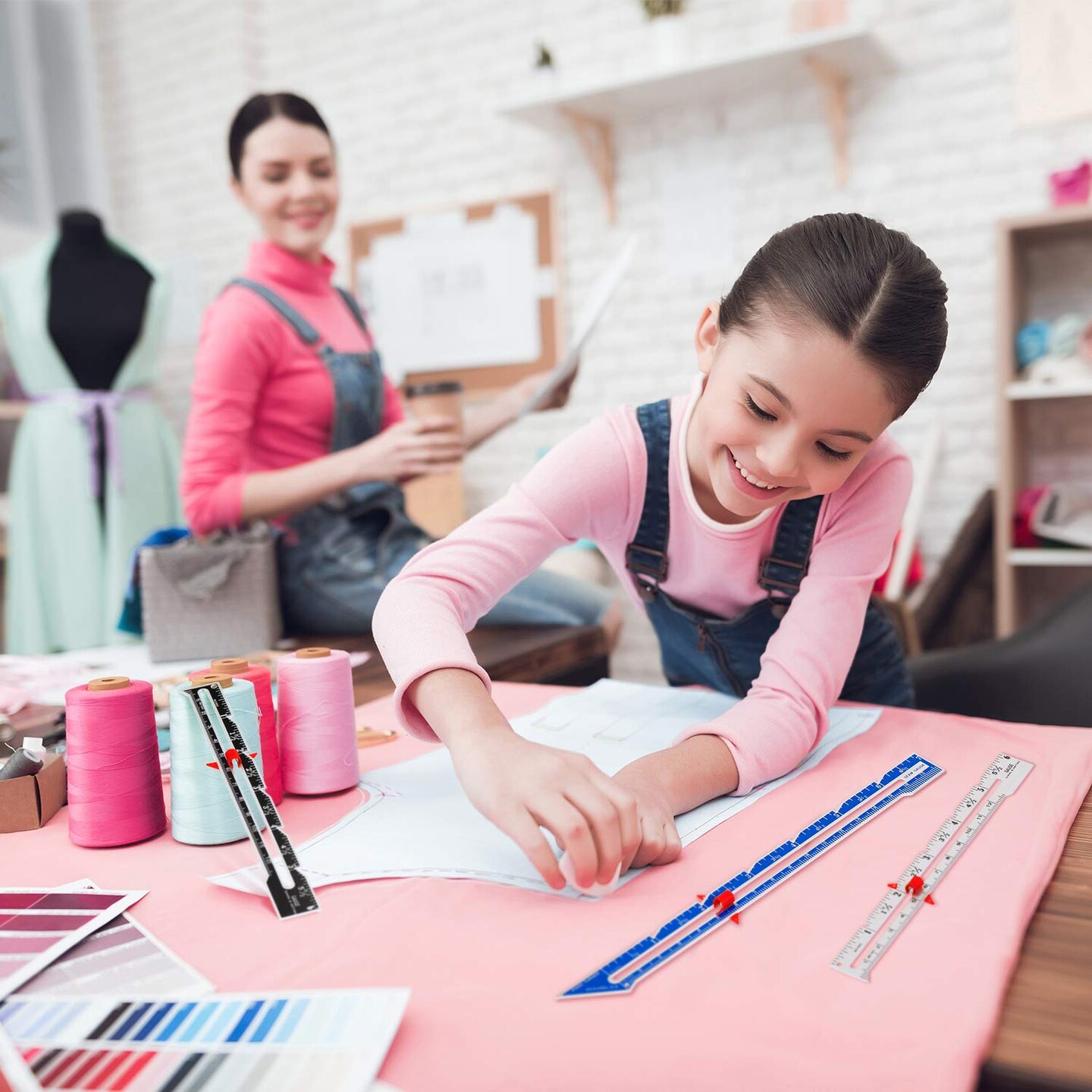 3 PCS Sewing Gauge Sewing Measuring Tool Metal Sliding Gauge Fabric Quilting Ruler Seam Measuring Gauge for DIY Fabric Crafts Quilting Knitting Sewing Hemming Measuring Supplies, 3 Styles