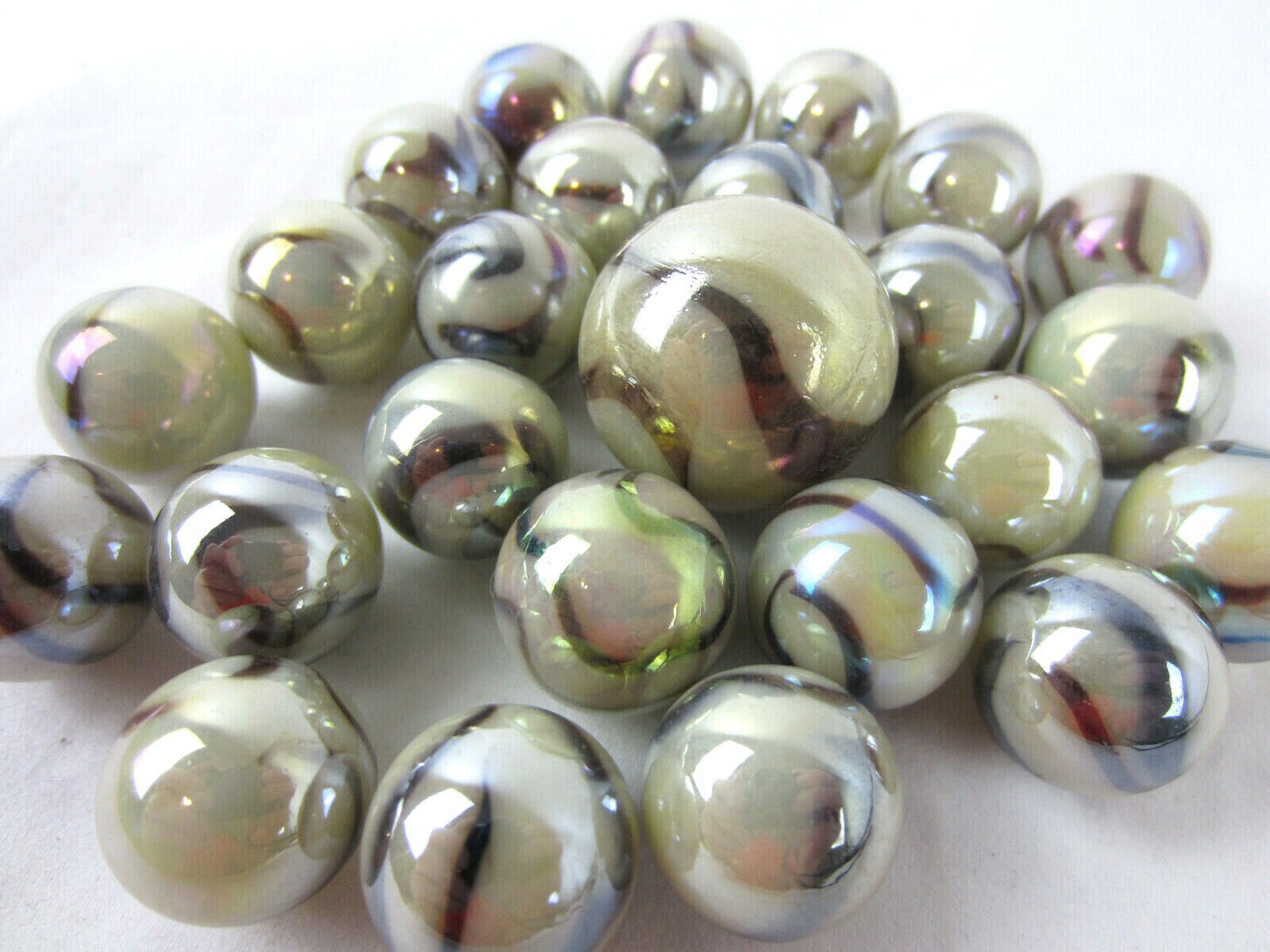 25 Glass Marbles LLAMA Brown/Tan Metallic Iridescent Shooter new