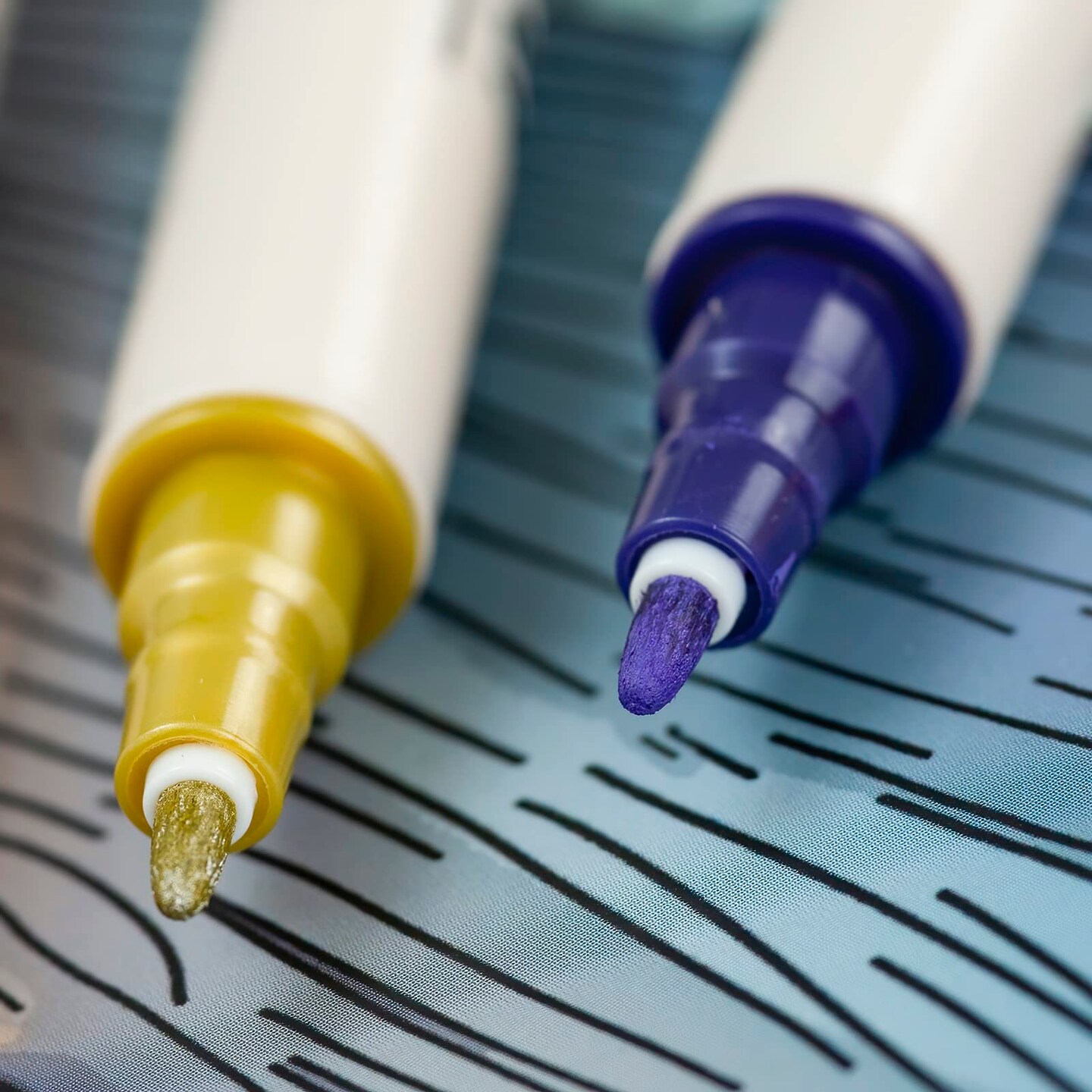 Acrylic Paint Pens for Rock Painting, 12 Colors set Brush Tip Fine Tip No shaking No Pumping Acrylic Paint Markers for Stone, Ceramic, Glass, Wood, Fabric, Canvas, Porcelain, Meta (12 colors)