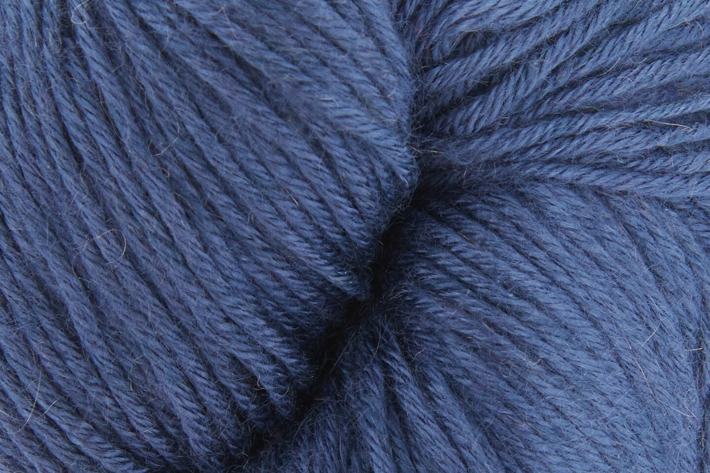 Magnolia by Universal Yarn - Cashmere/Modal Super Fine Yarn - 110 Frayed Denim