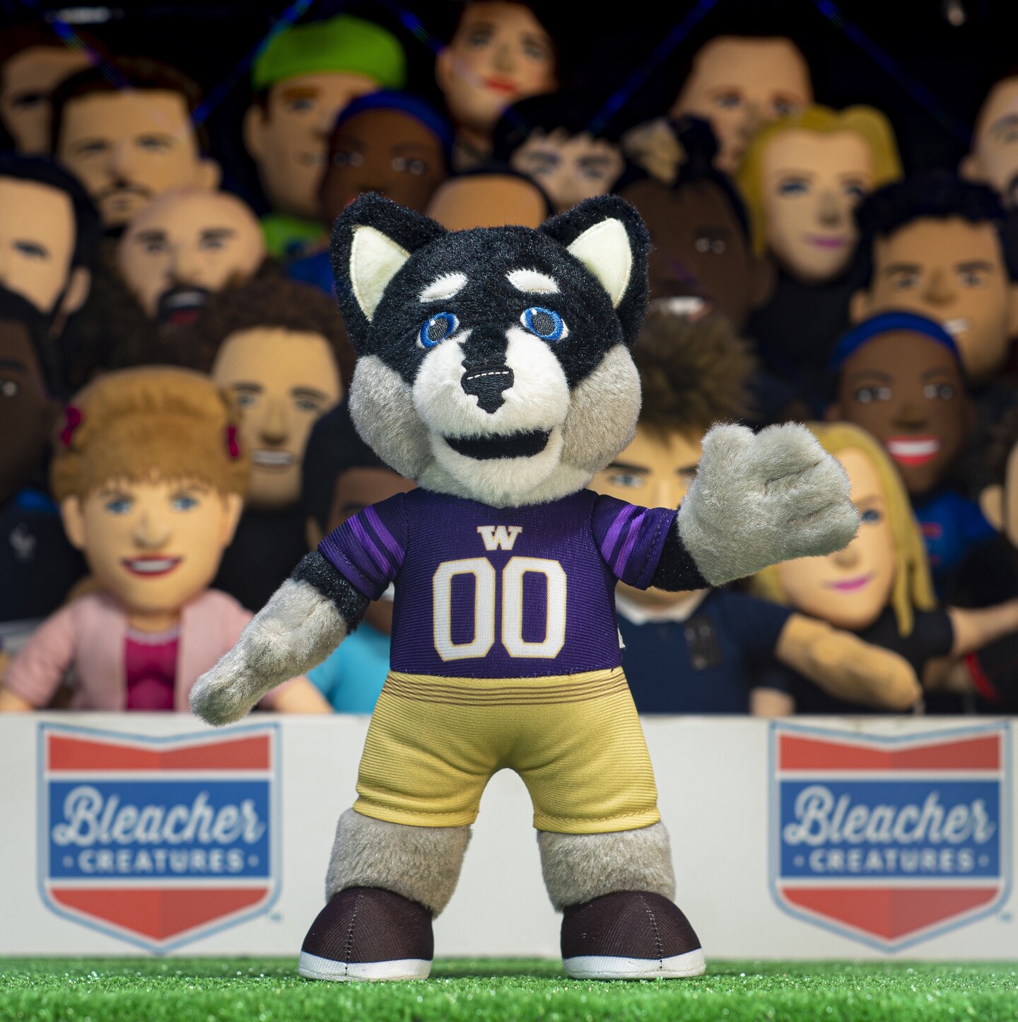 Bleacher Creatures Washington Huskies Harry the Husky 10&#x22; Plush Figure
