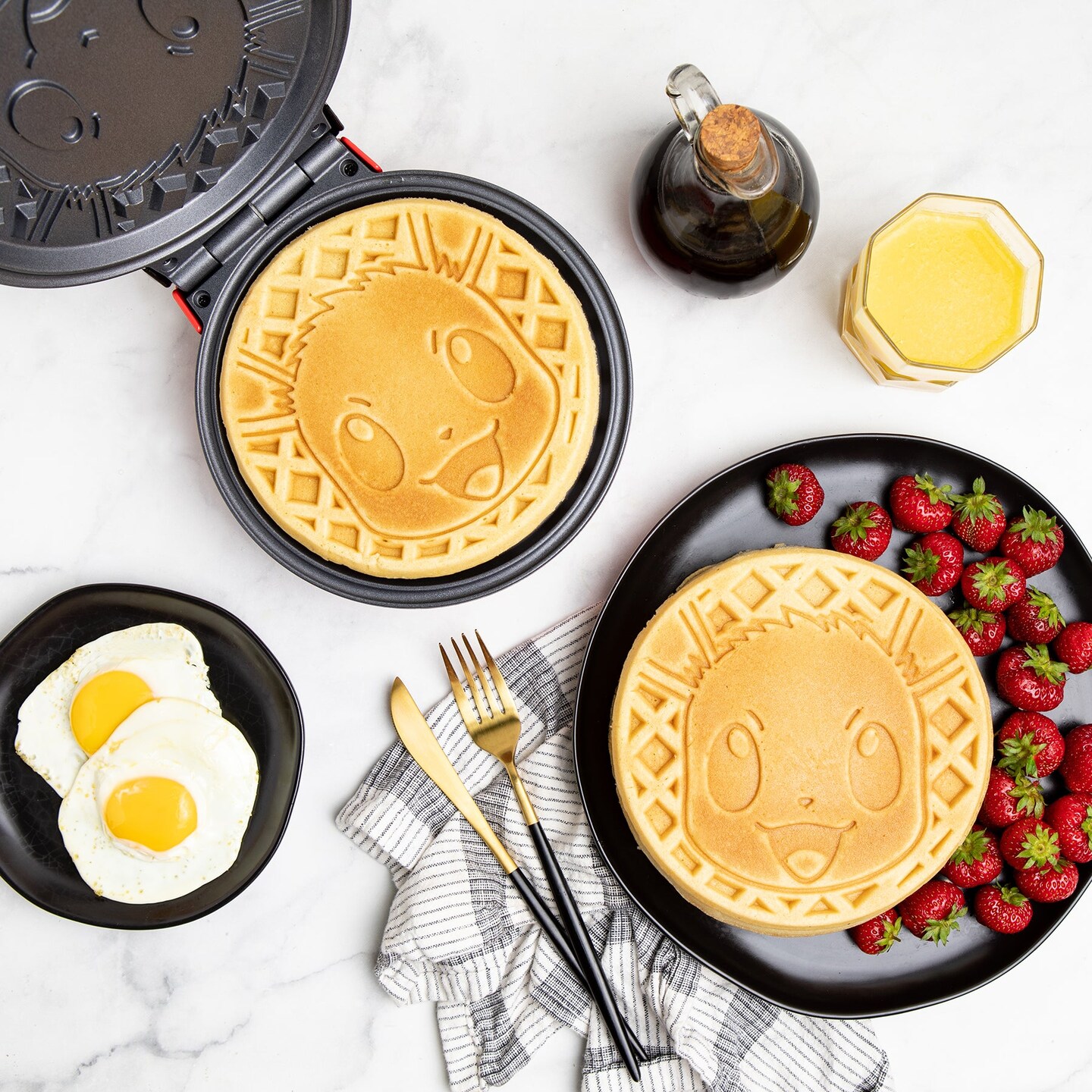 Uncanny Brands Pokemon Eevee Waffle Maker