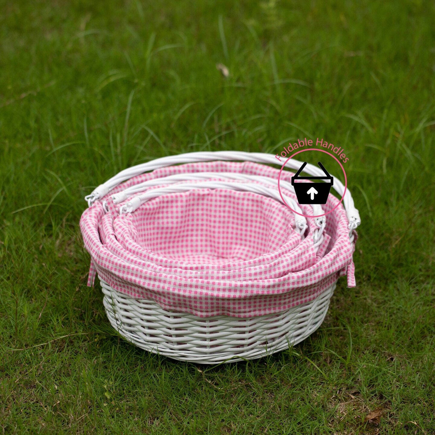 Traditional White Round Willow Gift Basket with Gingham Liner and Sturdy Foldable Handles, Food Snacks Storage Basket