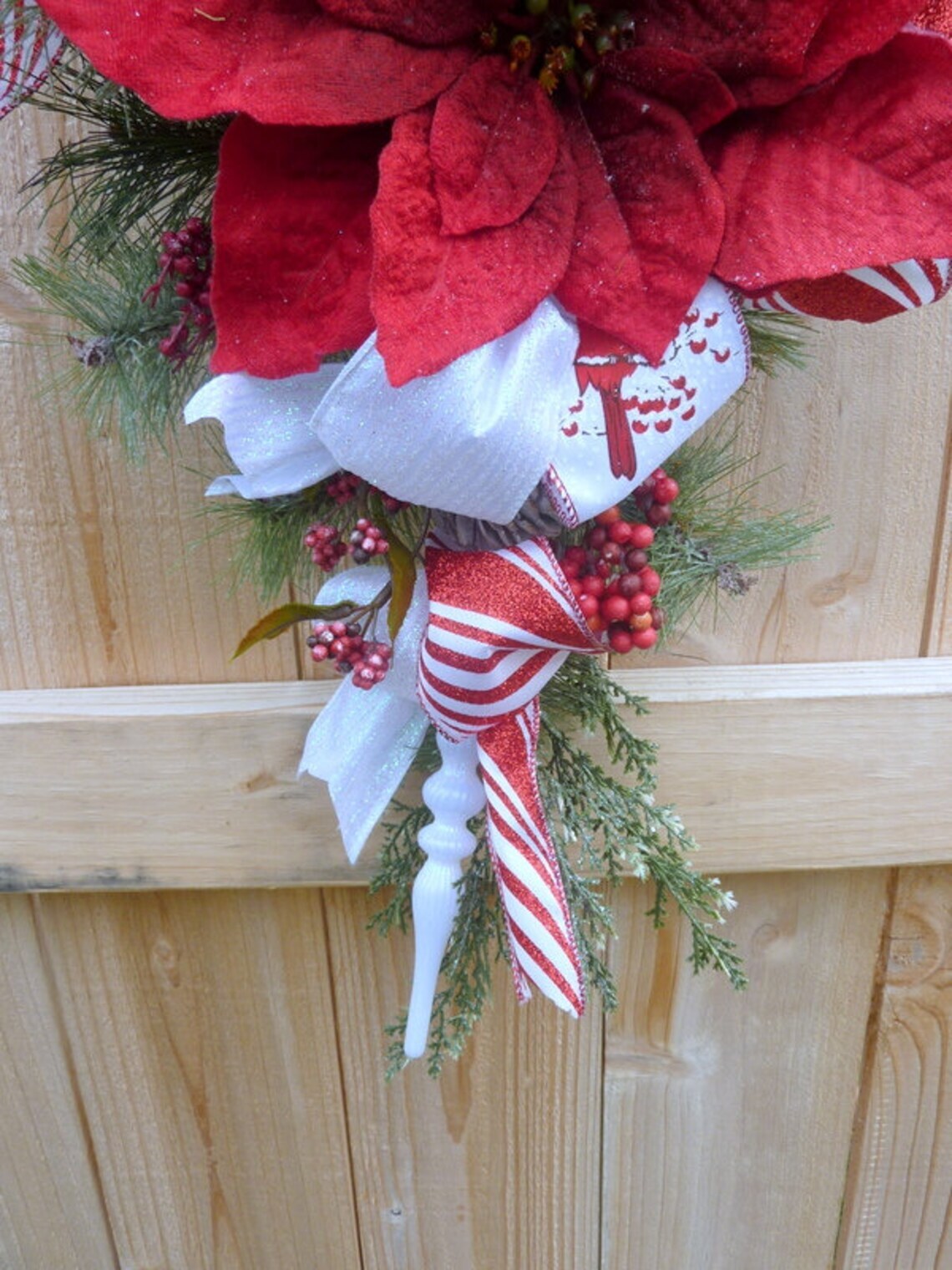 ラプンツェル DEC wreath ピンバッジ 260825379715424.jpg