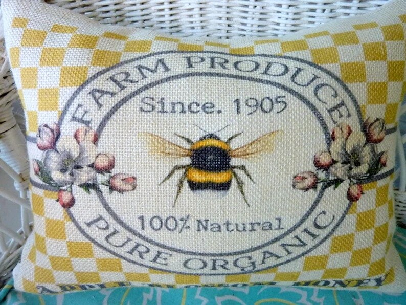 Honey bee best sale pillow covers