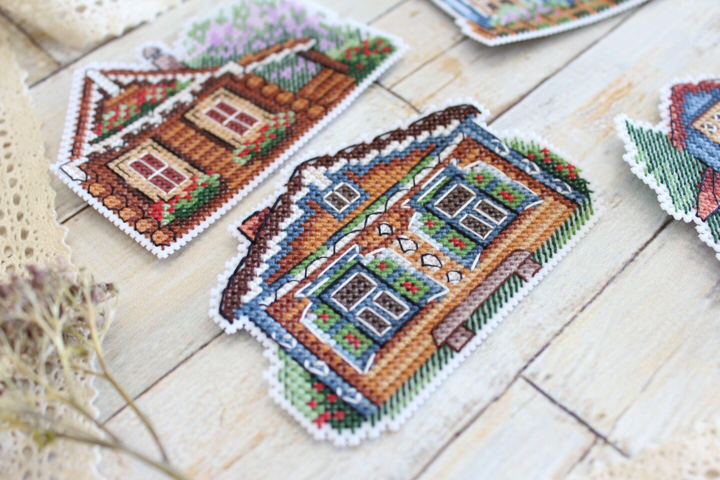 Houses. Magnets SR-706 Counted Cross Stitch Kit