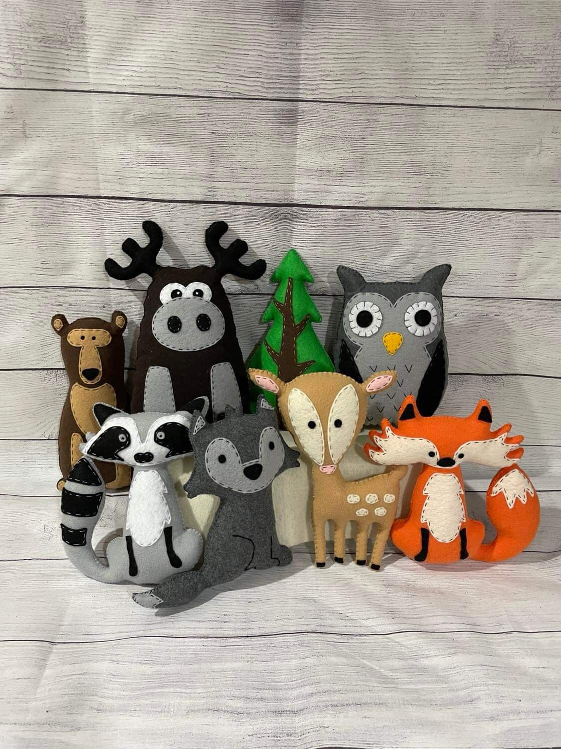 Felt woodland animals, woodland nursery, outdoor nursery, woodland baby shower, woodland baby
