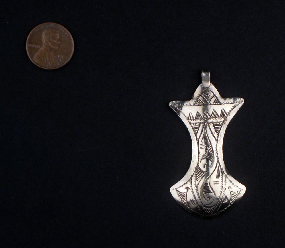 TheBeadChest Pendulum-Shaped Engraved Moroccan Pendant