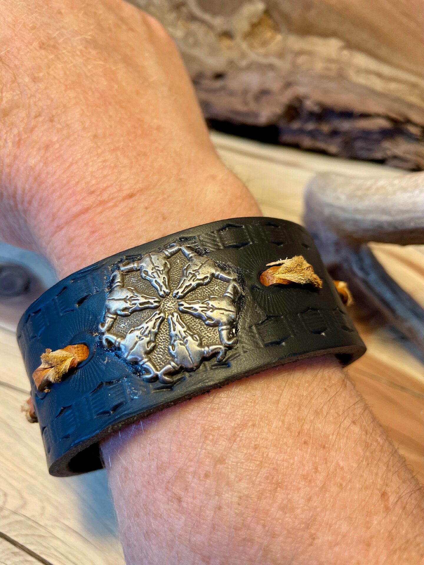 Btysun Leather Bracelet For Men & Women - Adjustable Cuff With Inspirational Message, Brown Gift For Dad, Boyfriend, Him