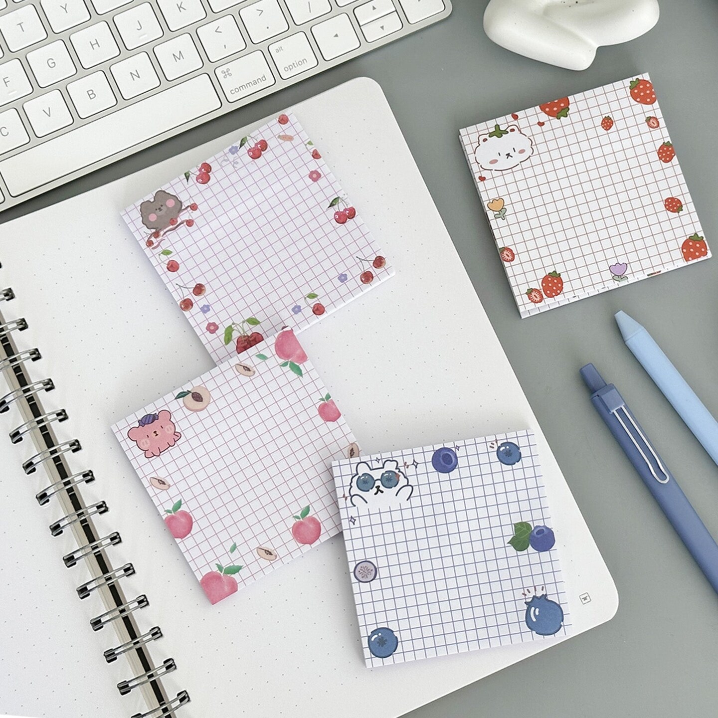 Wrapables Fruity Animals Sticky Notes, Adhesive Memo Notepads for Home, Office, Work (Set of 4)