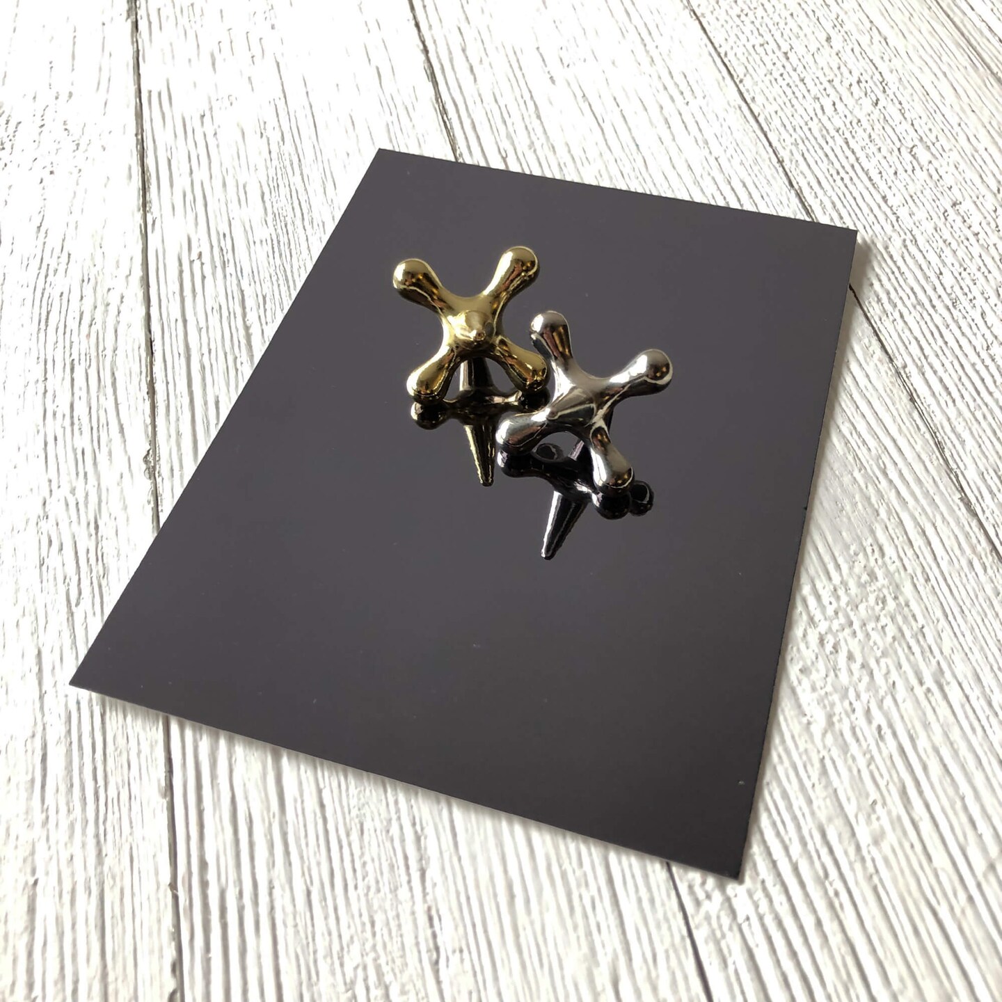 Black Mirricard Mirror Cardstock Paper - 8.5 x 11 inches - 100 lb / 270 gsm Cover / 12pt -10 Sheets