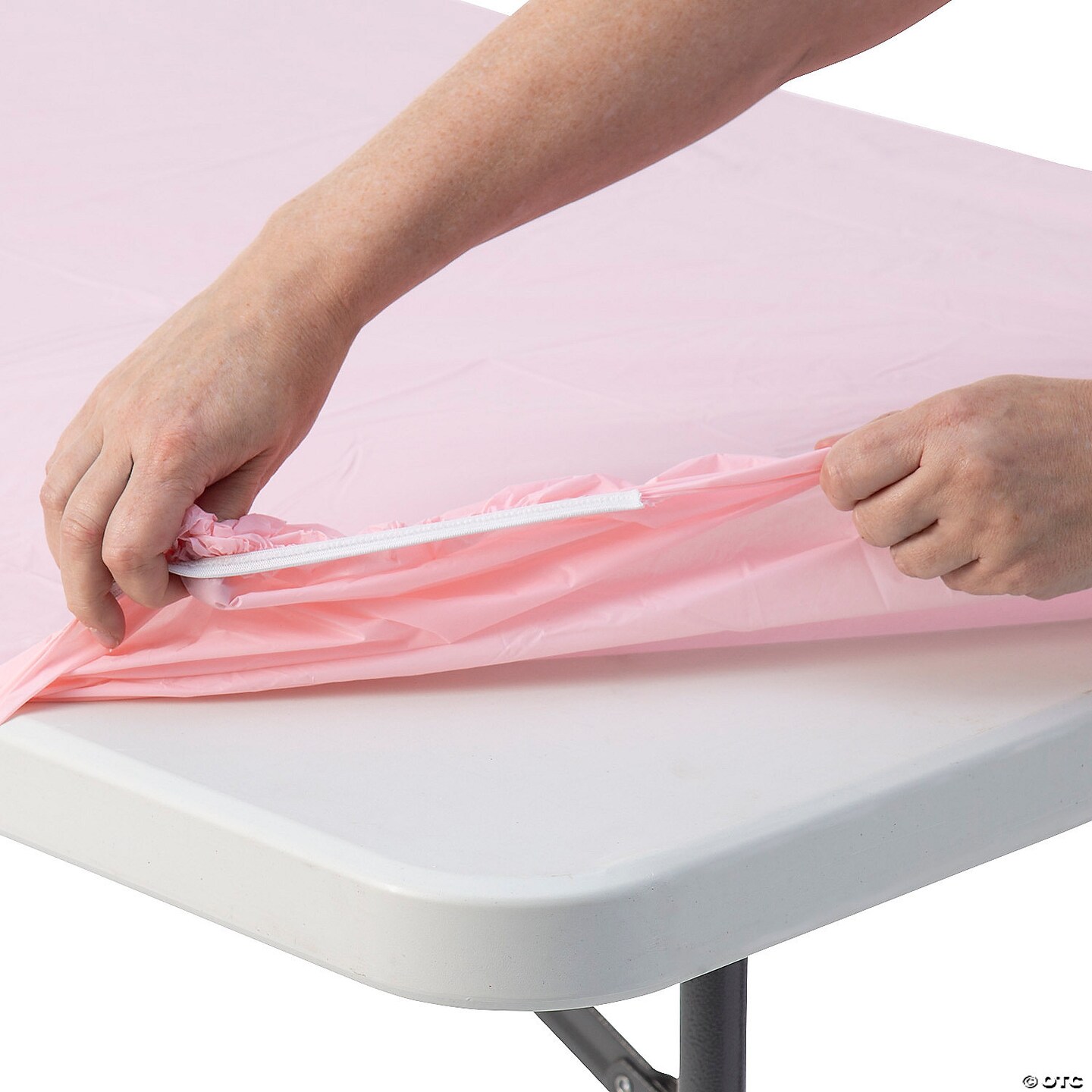 8 Ft. Fitted Rectangle Plastic Tablecloths | MINA&#xAE;