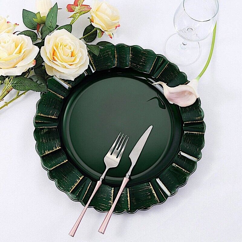 6 HUNTER GREEN GOLD 13&#x22; Round Scalloped Trim Charger Plates