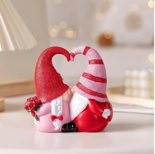 Valentine Gnomes 5.4" H, Resin Kissing Gnome Figurines, Valentine Home Decorations, Gnomes Gifts for Women