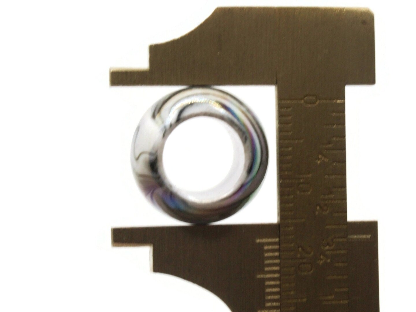 10 17mm Large Hole Macrame Black and White Marbleized Round Plastic Beads