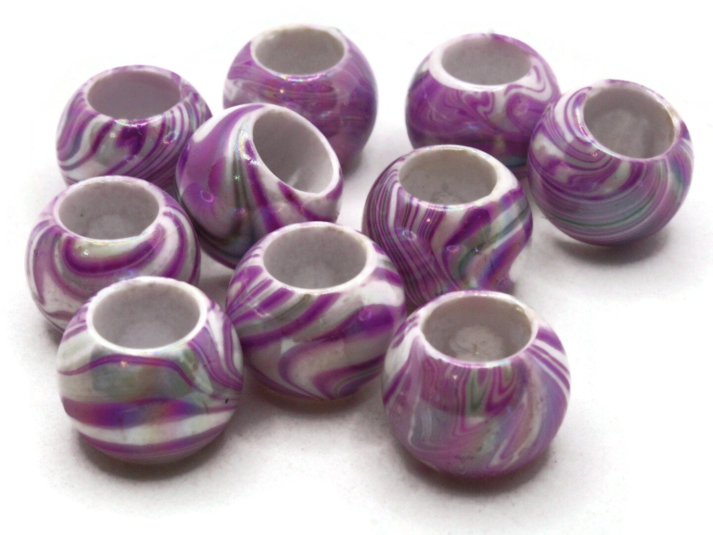 10 17mm Large Hole Macrame Purple Marbleized Round Plastic Beads