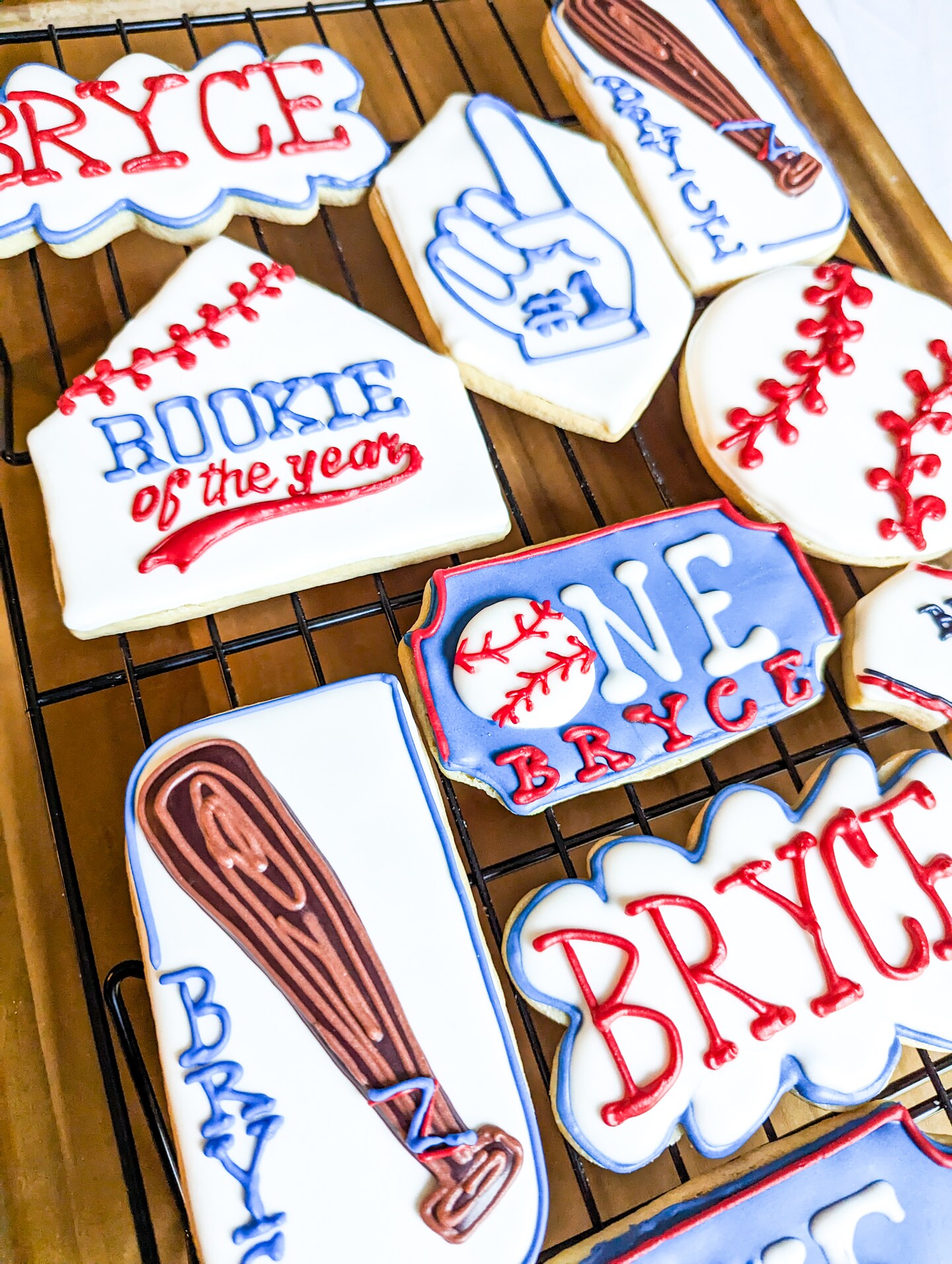 BASEBALL Cookies outlet // Boys Birthday // Party Favors // World Series Party // Gifts for Him // Decorated Cookies // MLB // Summer gifts //