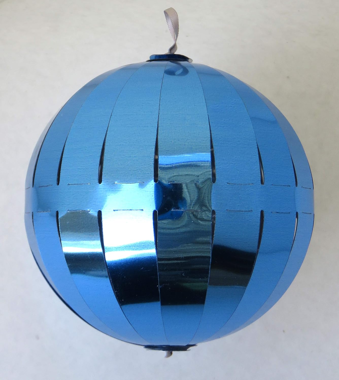 POP-UP Silver Christmas Ornaments Ball 4 ct. COLLAPSIBLE 3.5" Large Xmas Tree Reversible Plastic Big Baubles; Shatterproof