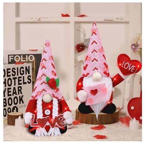 Mrs Heart Gnomes Plush with LED Light String (3 Flashing Modes) for Valentine&#x27;s Day Decoration