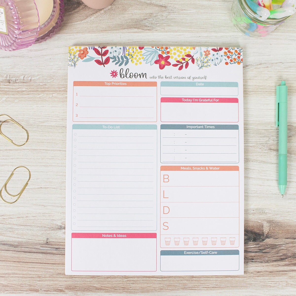 bloom daily planners Planning Pad, 8.5&#x22; x 11&#x22;, Daily Planning System, Floral Dots