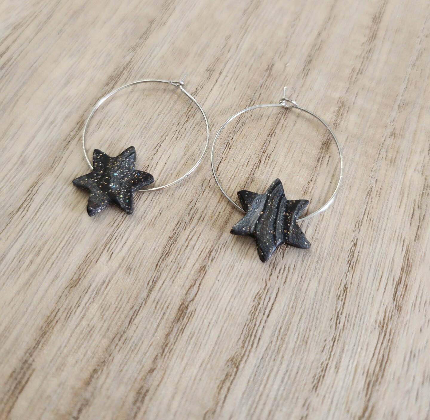 Star earrings store black