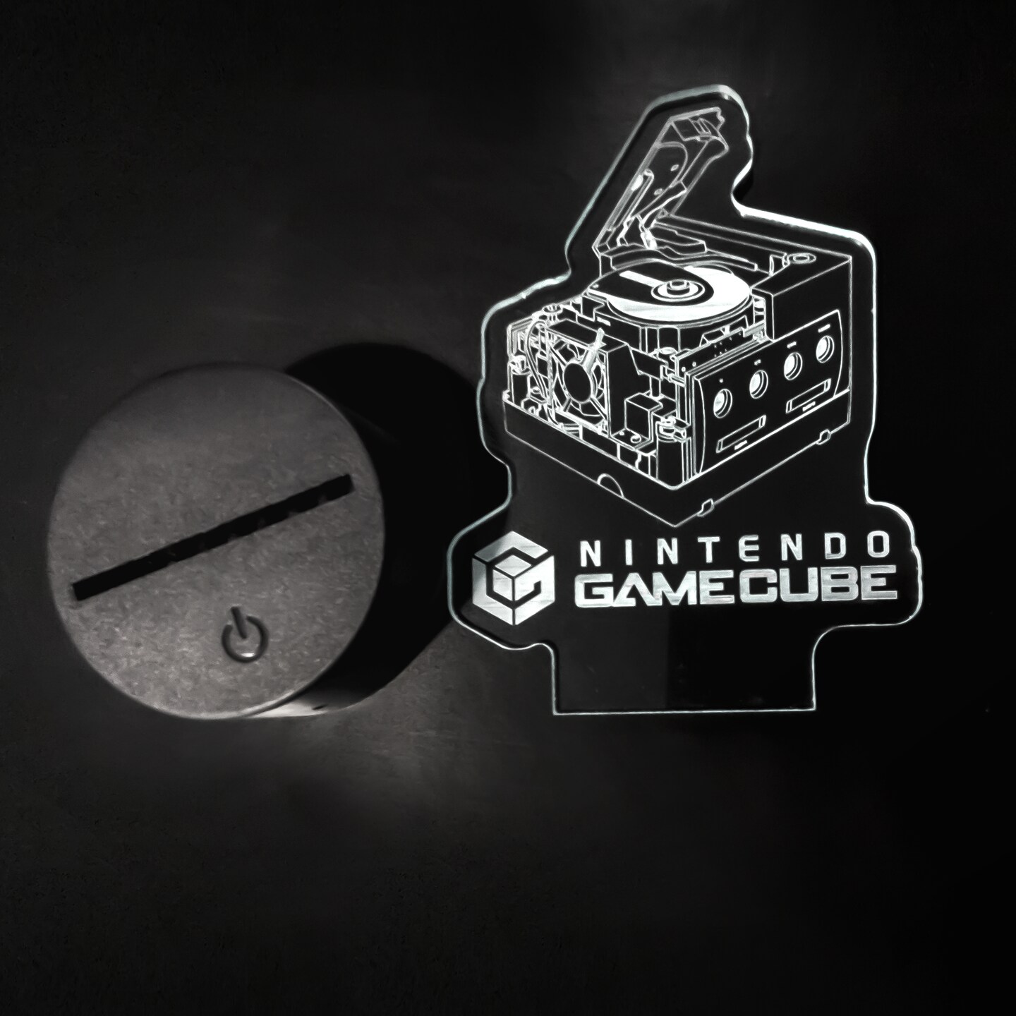 Nintendo Gamecube LED Edge Lit Night Light Sign W16 Color Base and