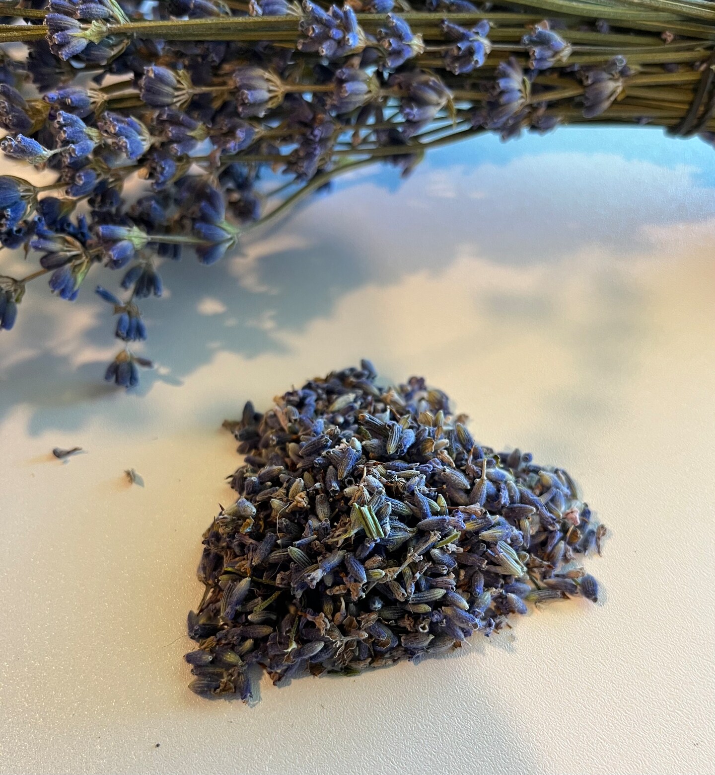 Dried Lavender Flower Stalks and Buds Qty: 1 Ounce (Lavandula