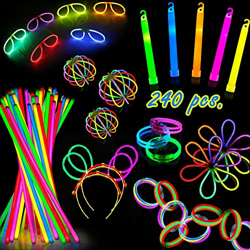 100 Ultra Bright Glow Sticks Bulk - Glow in The Dark Party Supplies Pack -  8 Glowsticks Party Favors with and Necklaces