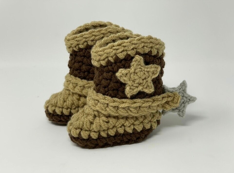 crochet cowboy boots with spurs