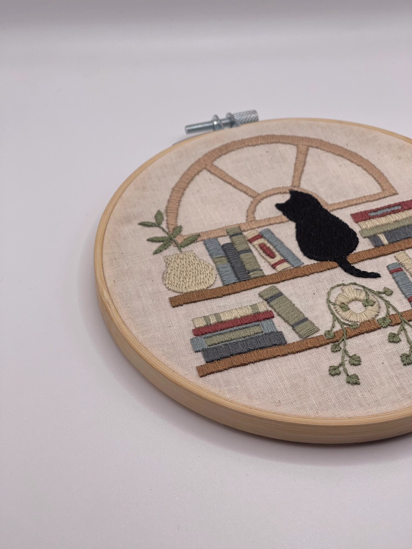 DIY Cat and Books Embroidery Kit - House Plant Hoop Art - Hanging Plants Embroidery Beginner - 6 Inch Hoop - Adult Craft Kit -