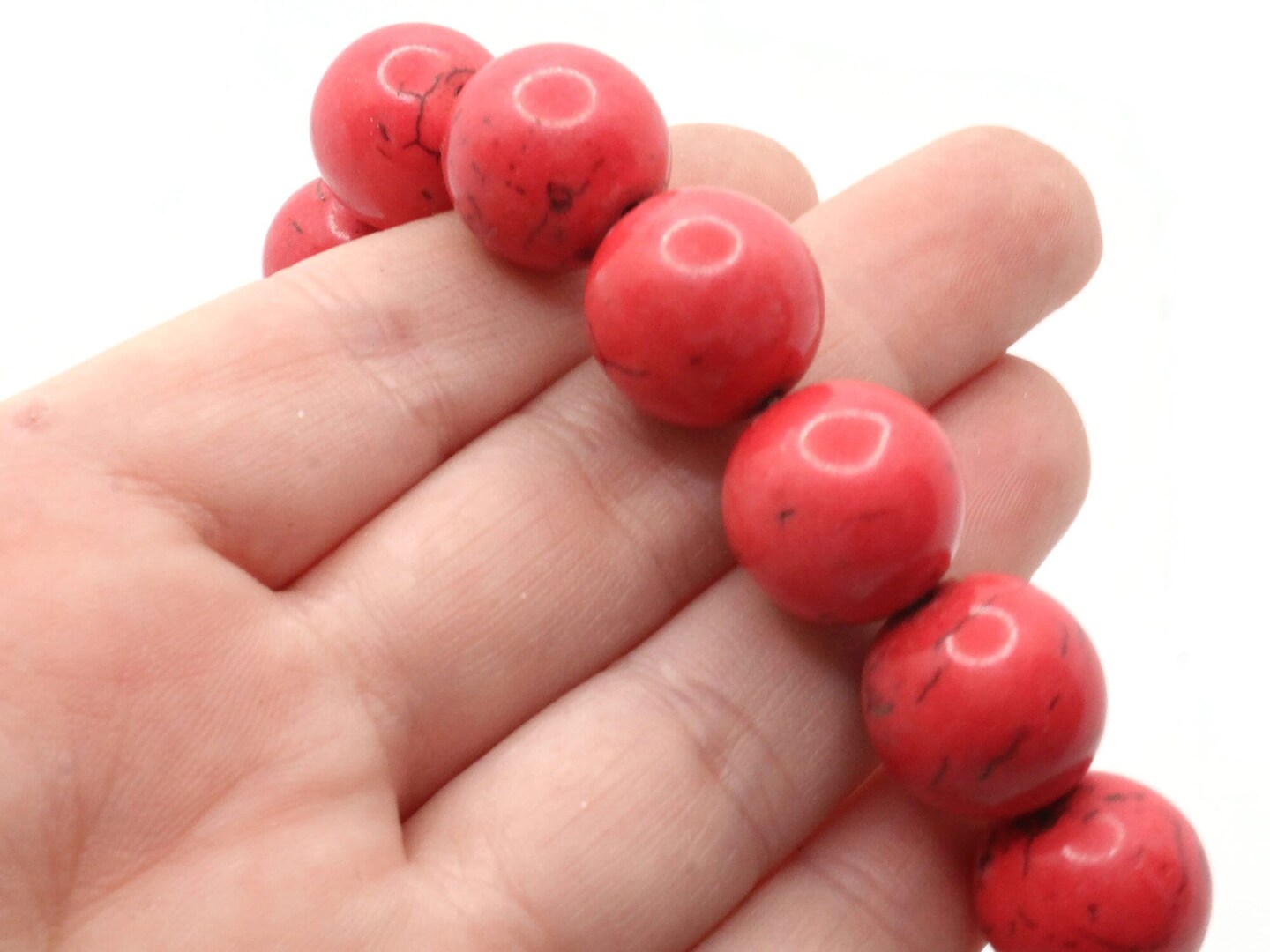 27 15mm Round Dyed Red Synthetic Turquoise Gemstone Beads