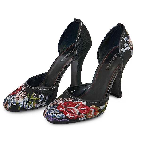 Carla Crosstitch Rose Iron-On Patch Applique/Patch 2 Pack 2 1/4" x 1 7/8"