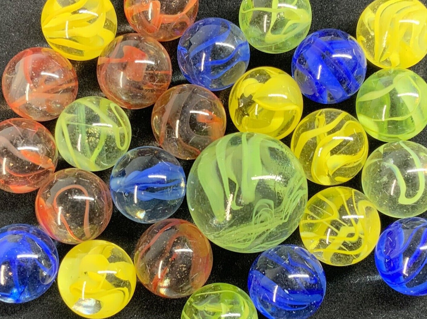25 Glass Marbles Spiral Galaxy Confetti Spaghetti Cat Eye Red/Yellow/Blue/Green Cats Eyes Pack Shooter